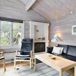 1576-aakirkeby-lyngvejen-33 * Vester Somarken