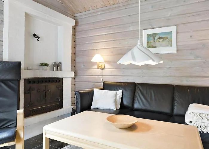 1576-aakirkeby-lyngvejen-33 Ferienhaus *