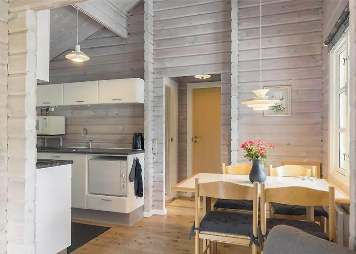 Ferienhaus 1576-aakirkeby-lyngvejen-33 *